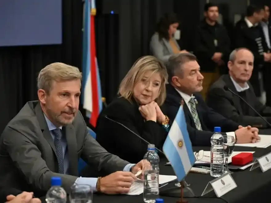 Frigerio encabezó la apertura del Consejo Federal de Seguridad Interior que sesionó en Entre Ríos