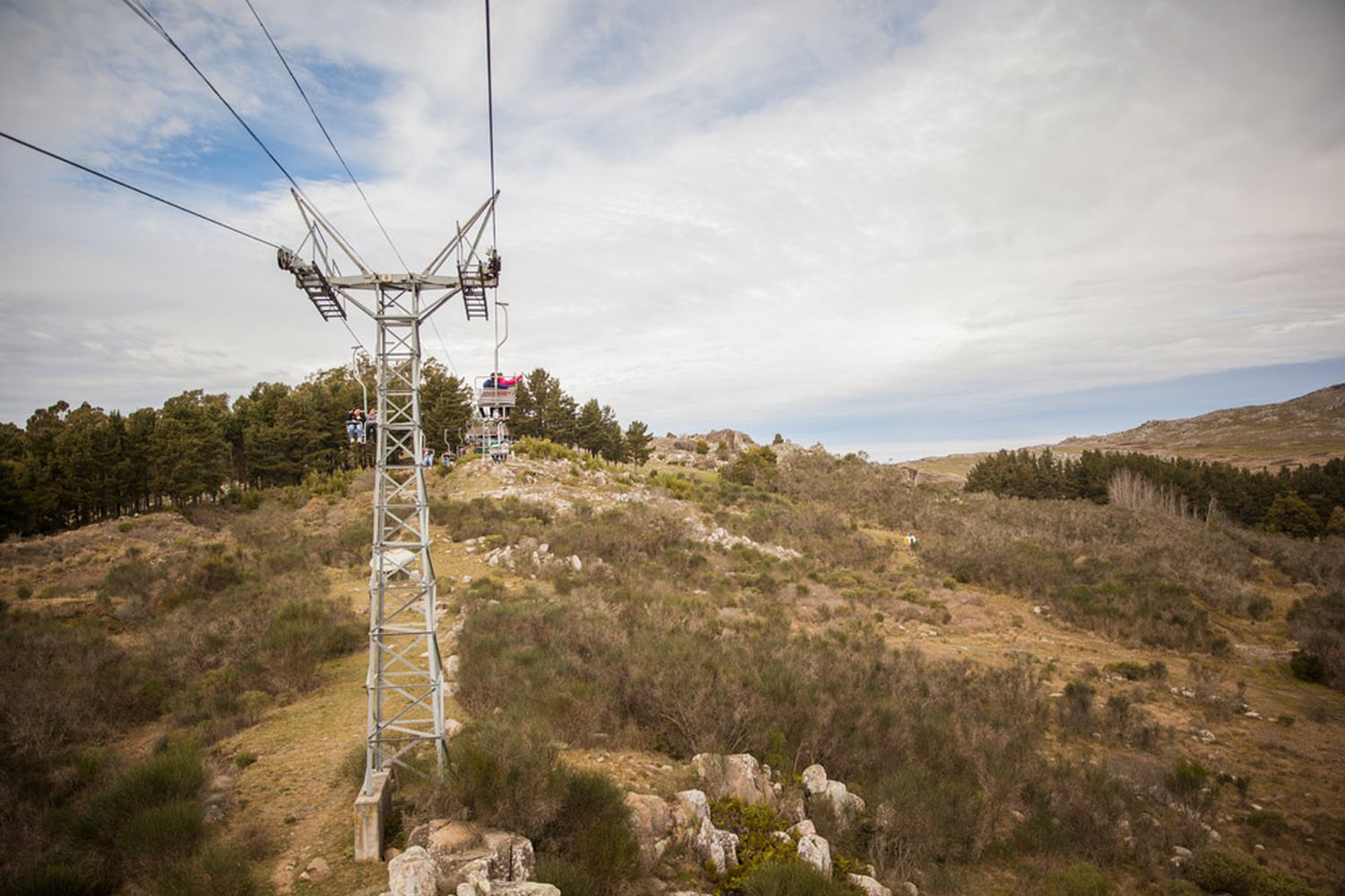 Habilitaron los parques aéreos, de aventuras y aerosillas