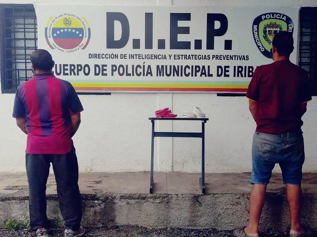 Detienen en Lara a dos sujetos que hurtaban material estratégico