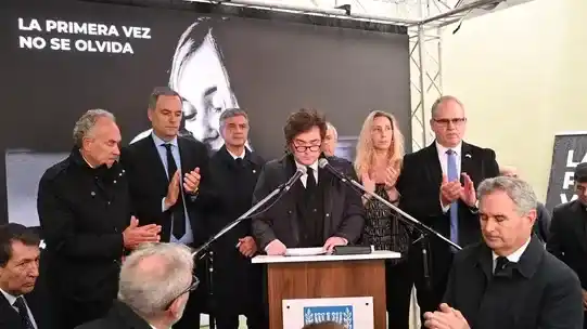Milei en el acto conmemorativo. (Foto: Gobierno/NA)
(Foto: Captura NA)
