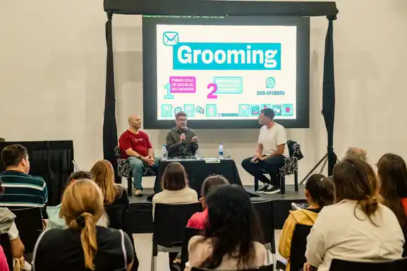 Más de 3000 estudiantes participaron de charlas sobre bullying, grooming y uso responsable de redes sociales