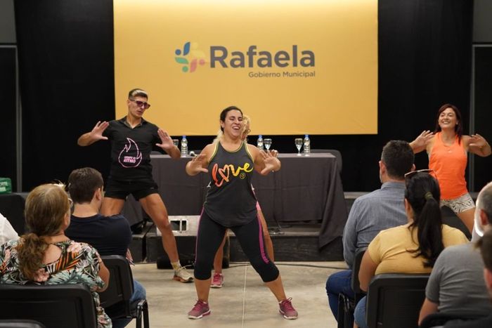 talleres vecinales talleres barriales rafaela marcia tamagnini zumba crochet - 2