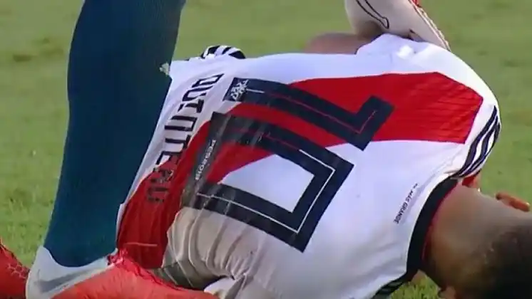 Quintero se rompió los ligamentos cruzados de la rodilla izquierda