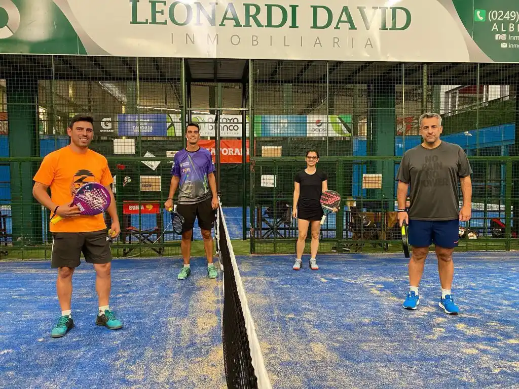 Caballeros, en quinta