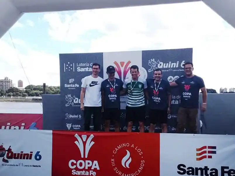 José Luis Lazo, campeón en el Triatlón Santafesino