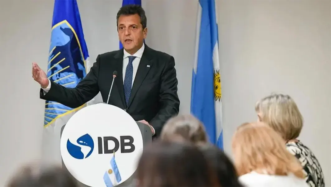 Massa anunció fondos extra del BID por USD 1.385 millones