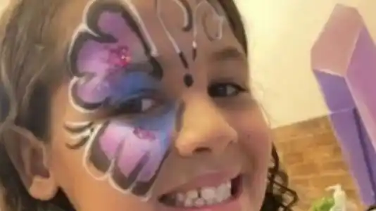 Tenía 8 años y murió por un macabro reto viral con un desodorante