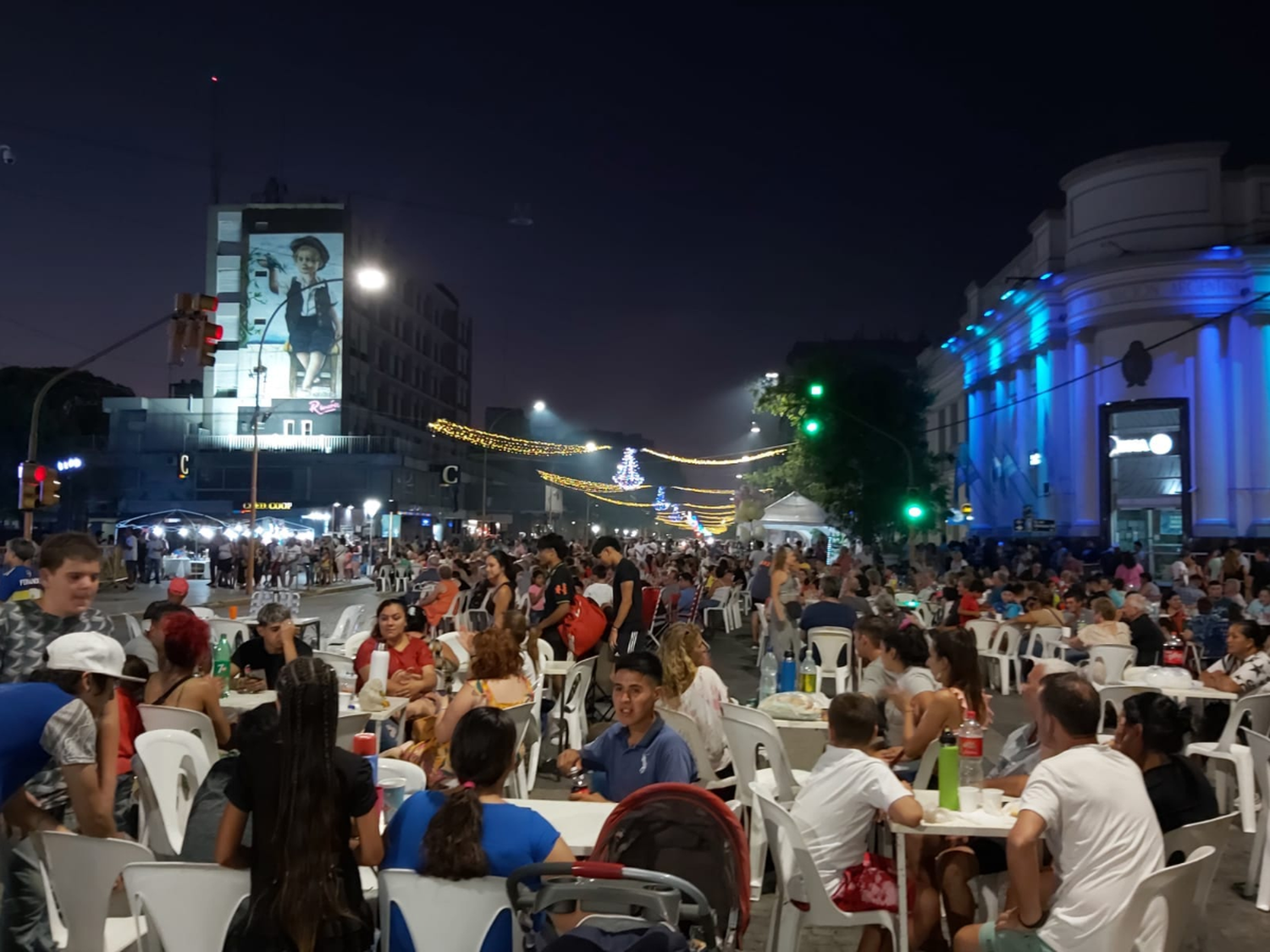 Se viene la tercera noche de “La Peatonal de la 25”