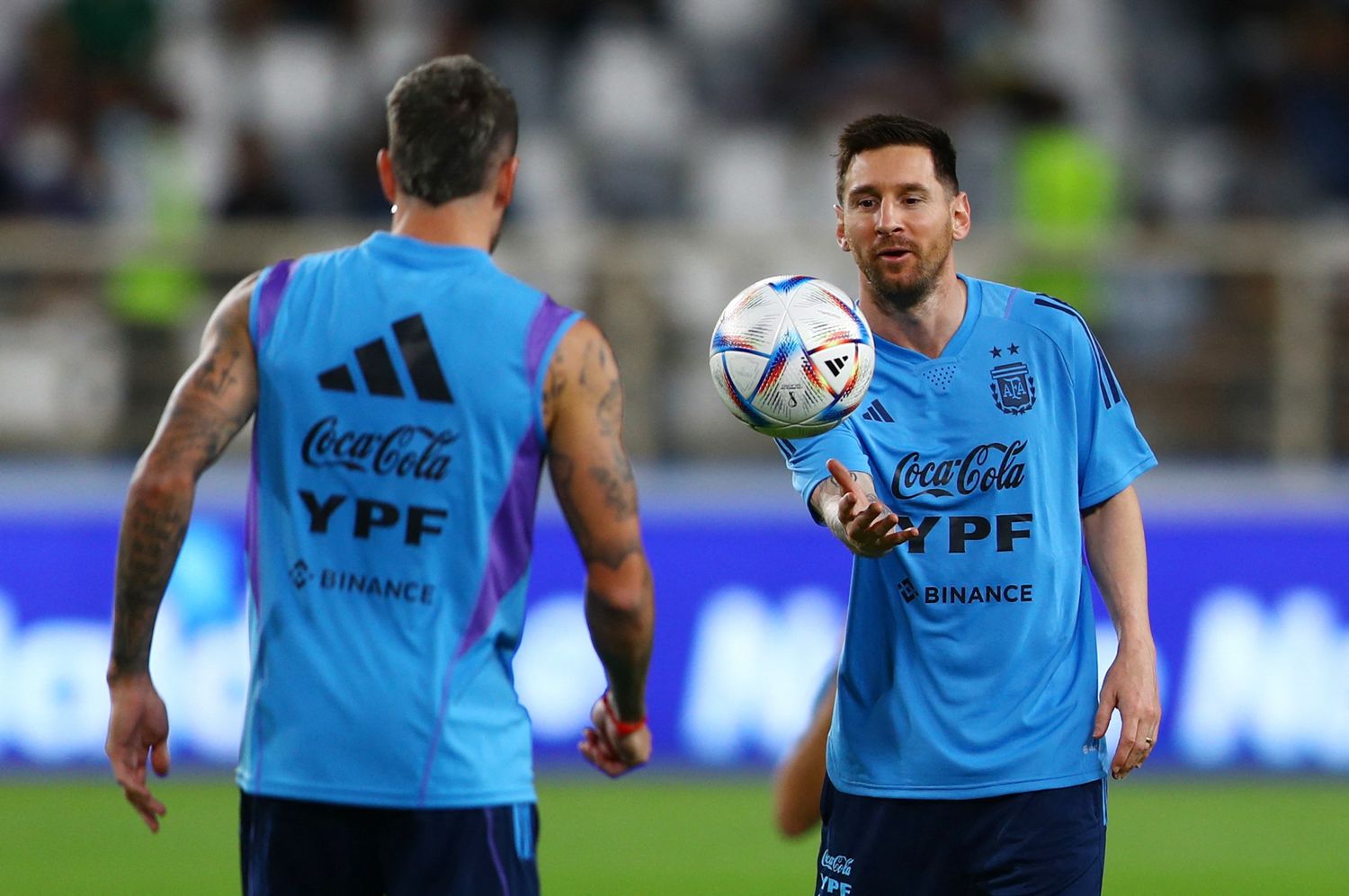 Messi acapara la atención de un público fervoroso