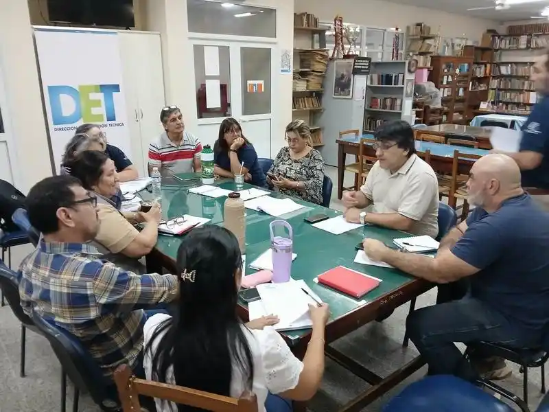 Se realizó una jornada de articulación con
equipos directivos de escuelas técnicas