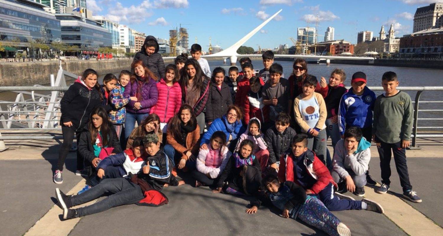 Gobernador Castro: Alumnos de la Escuela N° 35 visitaron Capital Federal