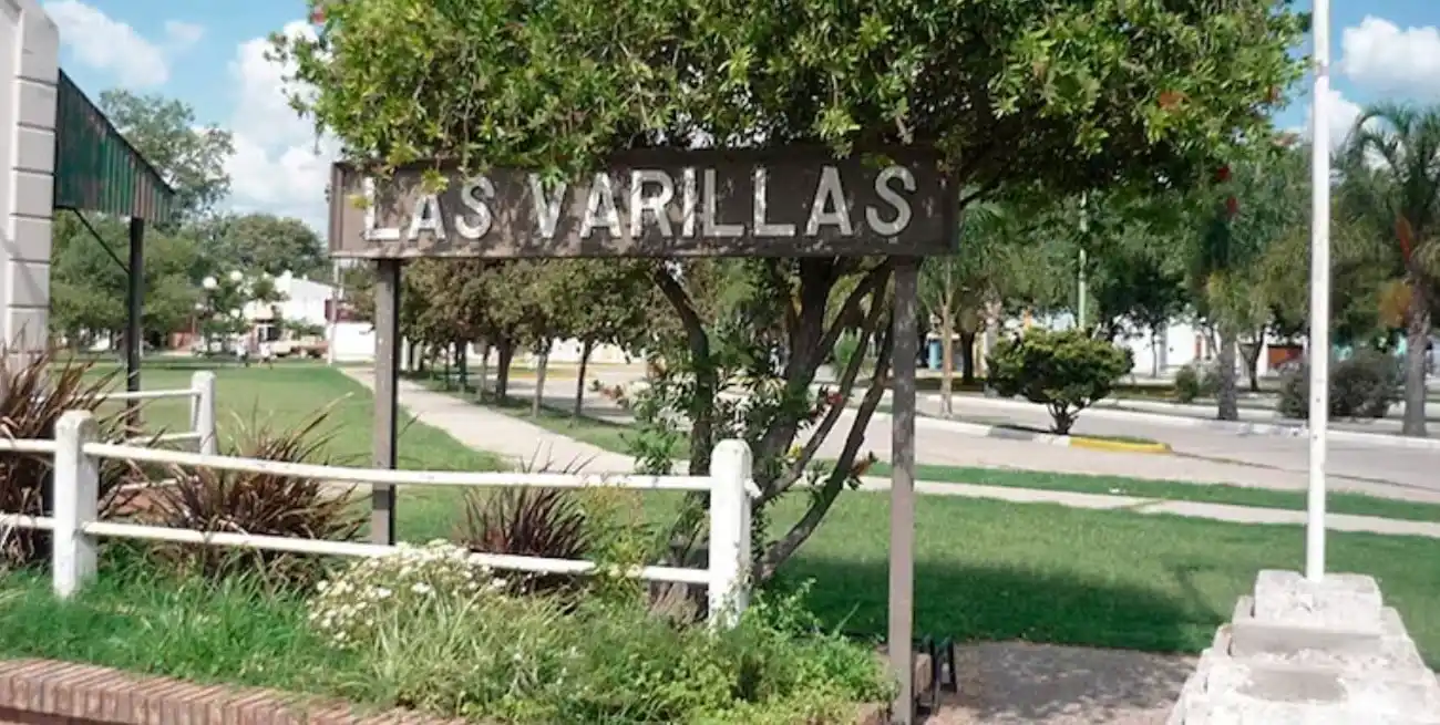 El fuego se desató durante la noche del jueves en una vivienda en Las Varillas. Gentileza