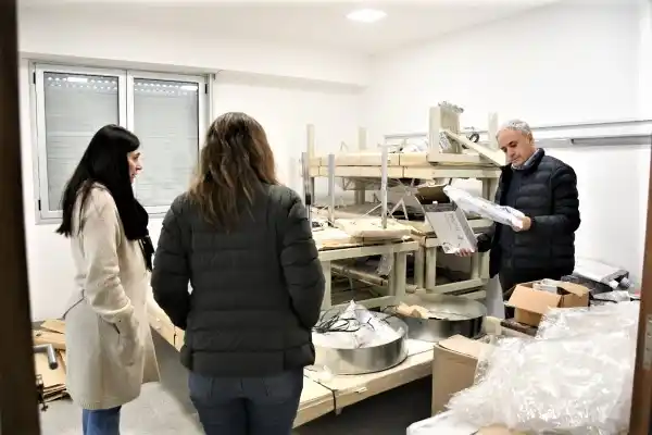 La nueva sala de pediatría y maternidad del hospital municipal de Chascomús ya cuenta con un nuevo sillón de parto