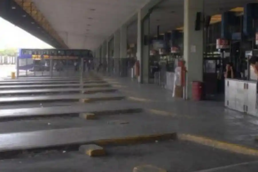 El Gobierno descontará subsidios a empresas de colectivos que no brindan servicio