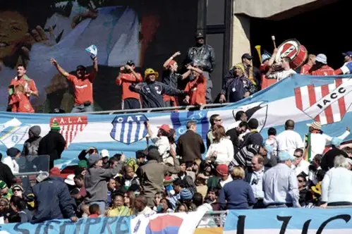 Detuvieron con arma y municiones a ex líder de Hinchadas Unidas Argentinas