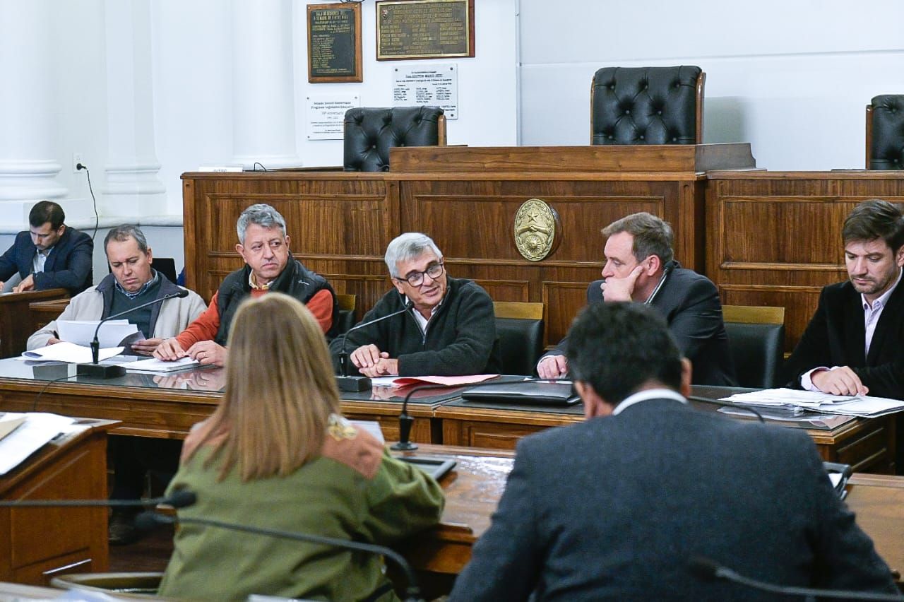 El Senado analizó en Comisión el proyecto para incrementar el Fondo de Desarrollo y Conservación Vial