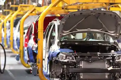 Leve fase recesiva en la producción fabril del país