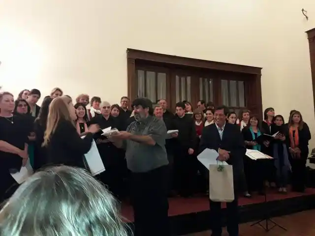 Club Social: Se disfrutó de una emotiva y brillante noche coral