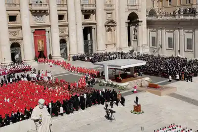 El cónclave para elegir al nuevo Papa comenzará el 7 de mayo