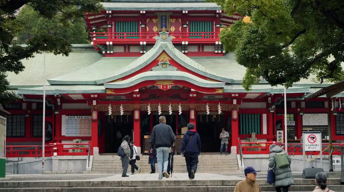 Un ataque con katana en un santuario de Tokio dejó tres muertos
