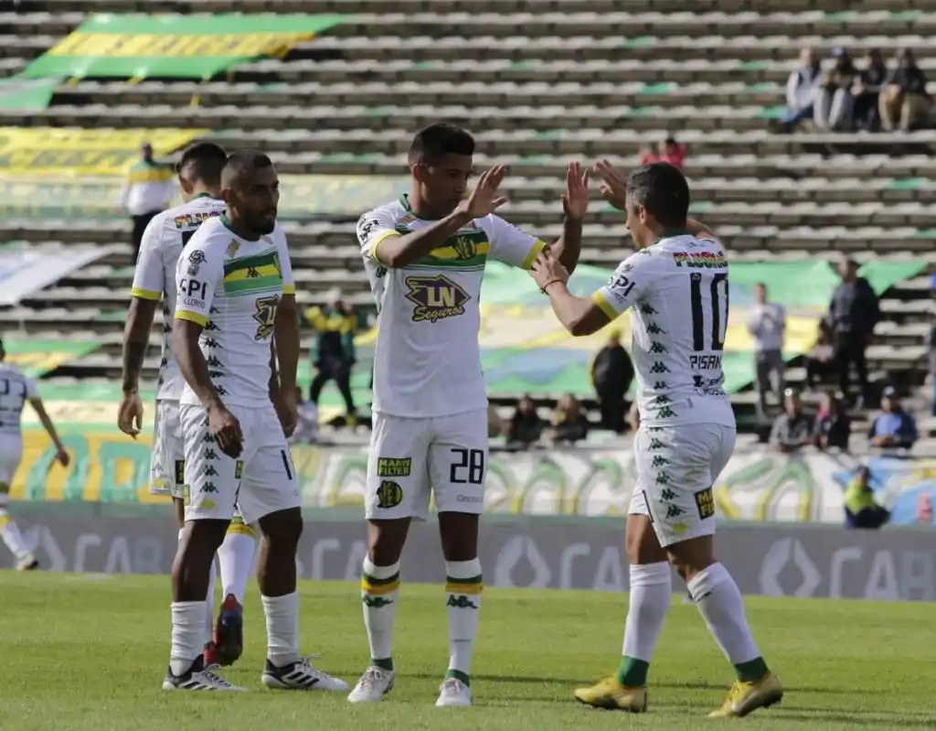 Pese a perder, Aldosivi avanzó y jugará ante River