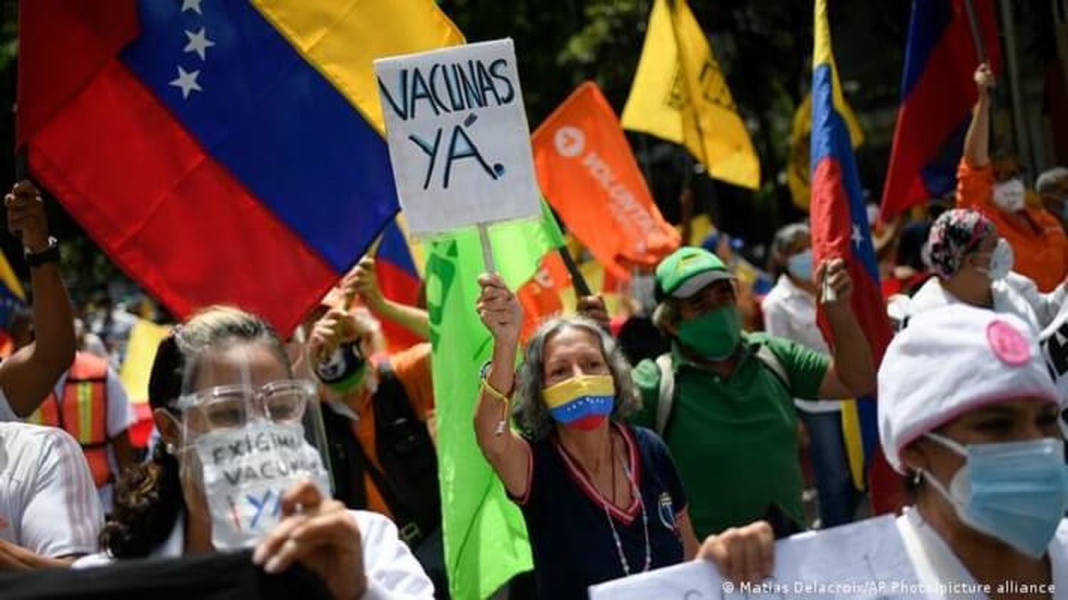 ¡AUMENTA EL CLAMOR POR LAS VACUNAS! Dentro y fuera del país piden ayuda para salvar a los venezolanos de la COVID-19