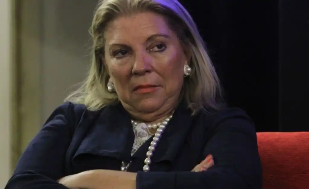 Freno a la convivencia: Carrió denunciará a Manes en la Justicia