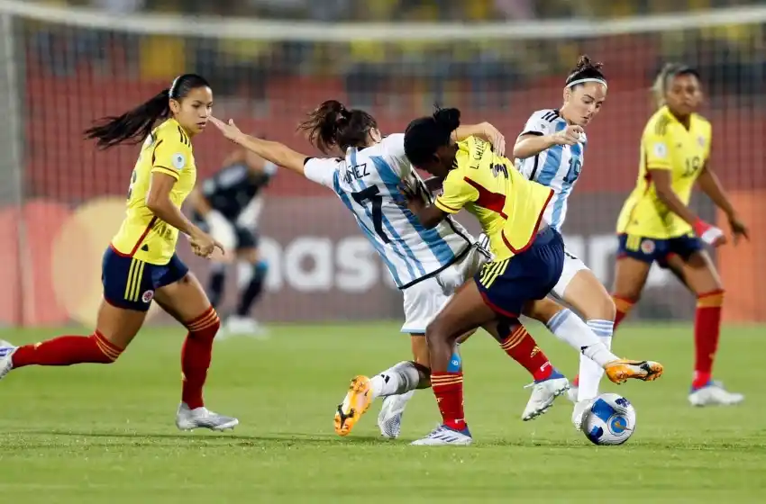 Argentina cayó ante Colombia y y jugará por el tercer puesto de la Copa América femenina