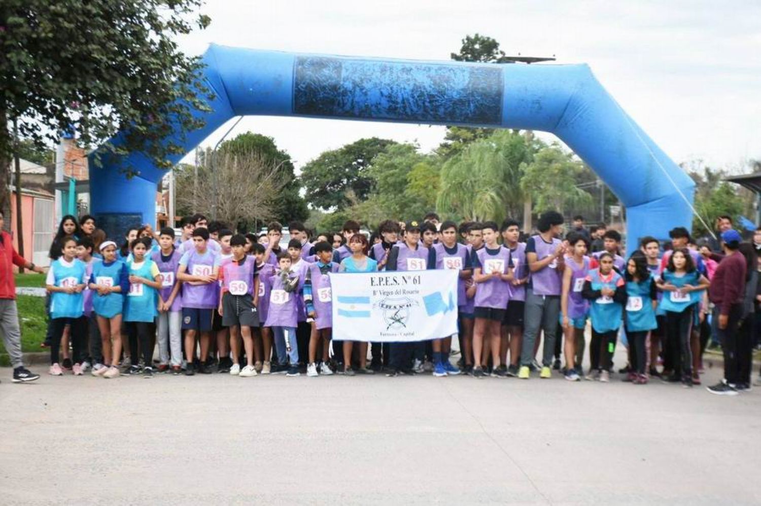 Atractiva maratón por el
aniversario de la EPES N.º 61