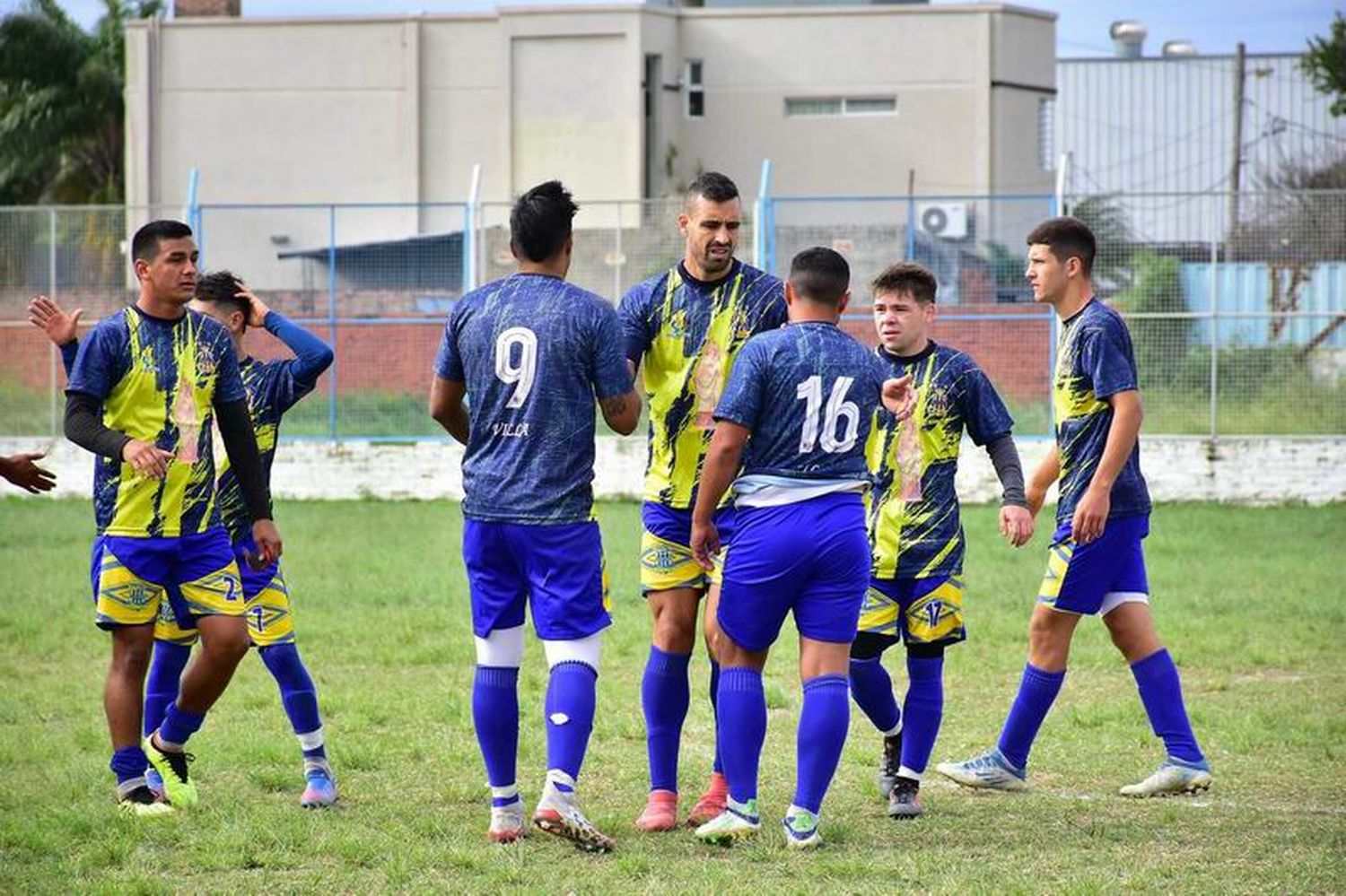 Villa recibe a Atlético Laguna
Blanca y Defe juega en Chaco