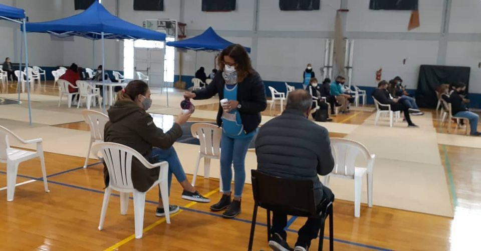 Llegaron 500 dosis de la vacuna Astrazeneca