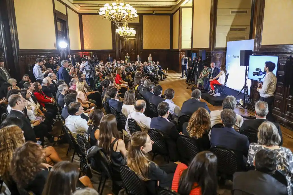 El Presidente estimó positivo haber tranquilizado la economía