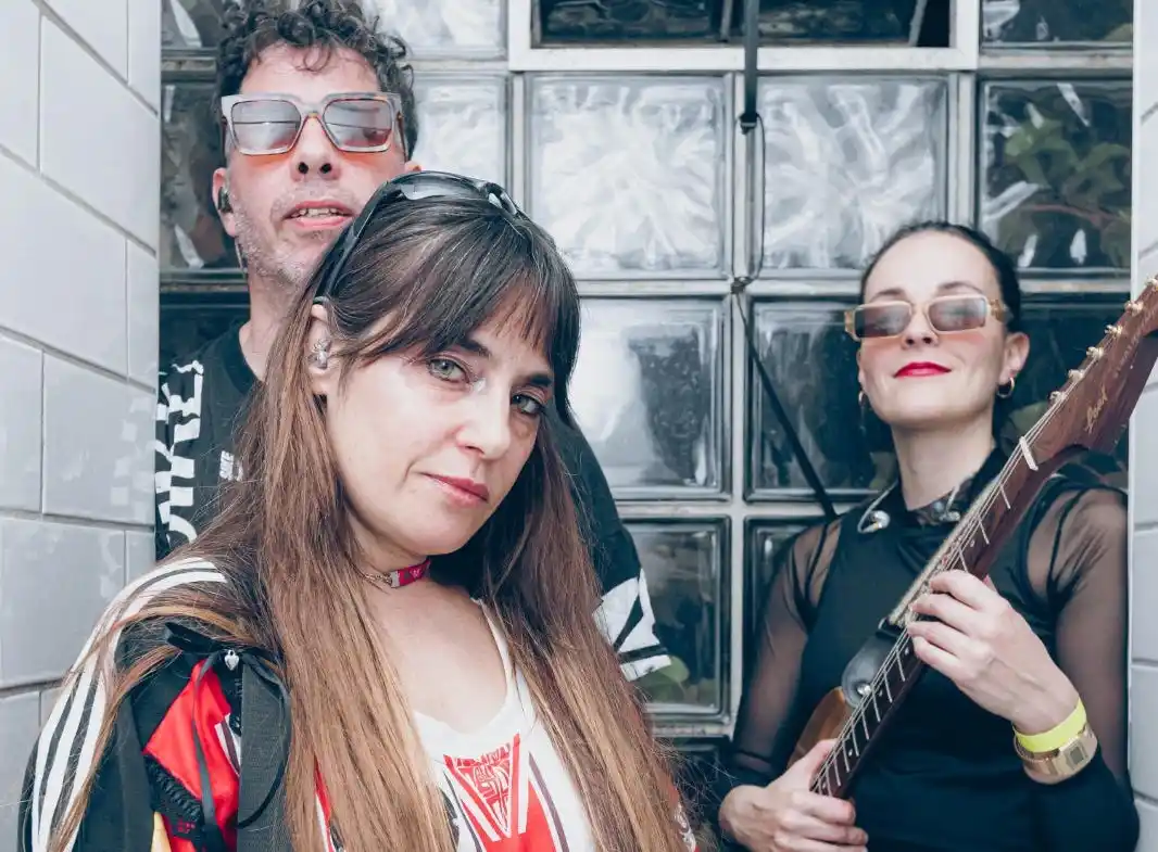 El espectáculo propone un recorrido por las distintas etapas de la discografía de la artista.
