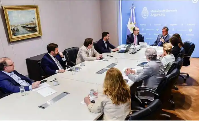 Aprobaron un plan de obras para construir un  gasoducto en el norte argentino