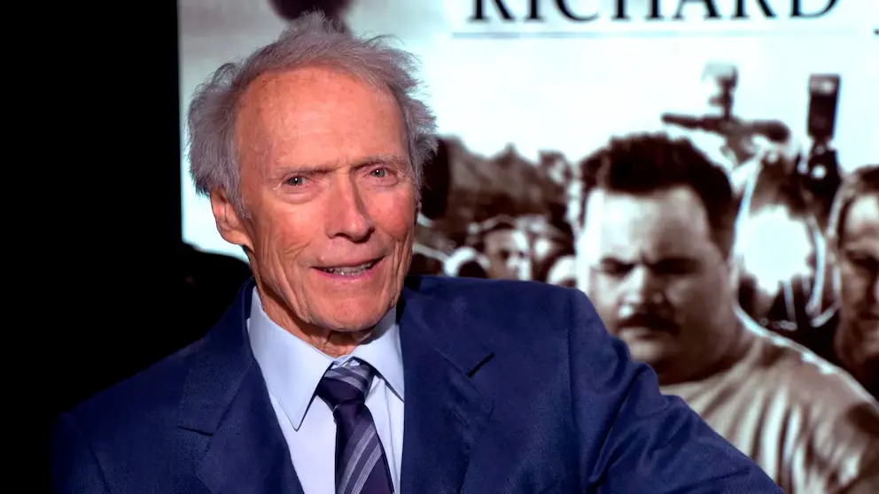 Eastwood mantiene una rutina de bienestar basada en dieta saludable, ejercicio y una actitud positiva ante la edad