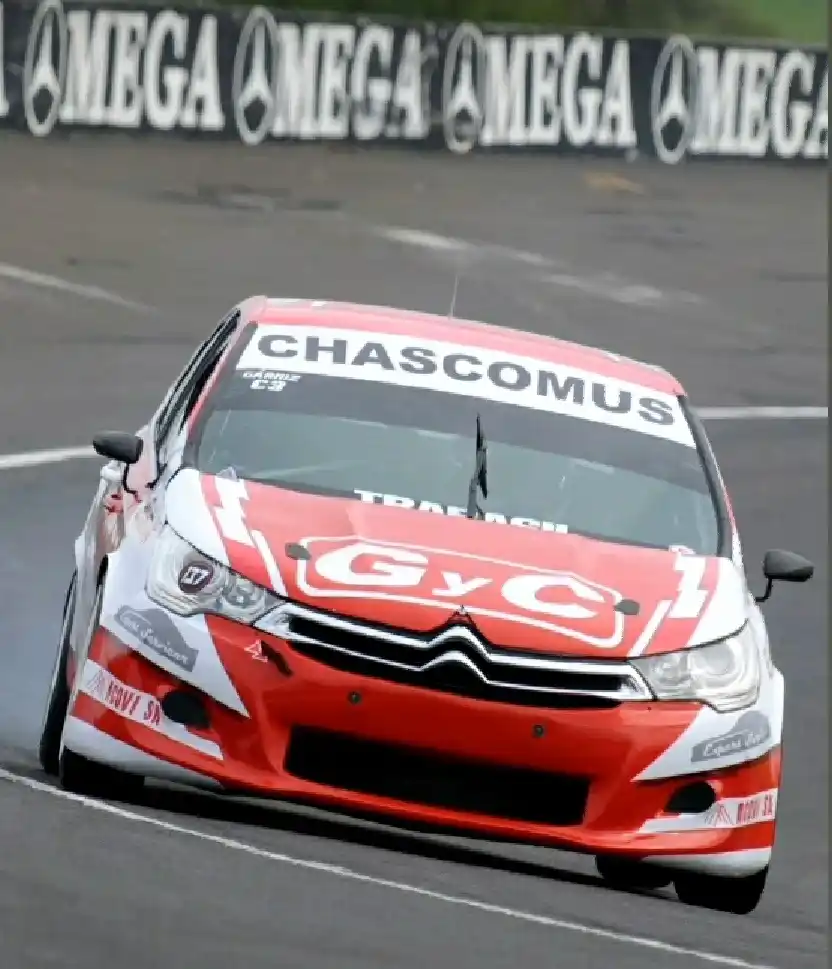 Turismo Nacional clase 3: Juanchi Gárriz tuvo que abandonar este domingo en Paraná