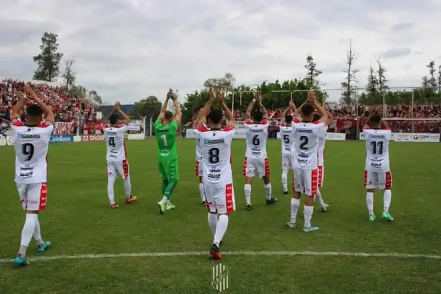 Goleada de 9 de Julio ante El Quillá
