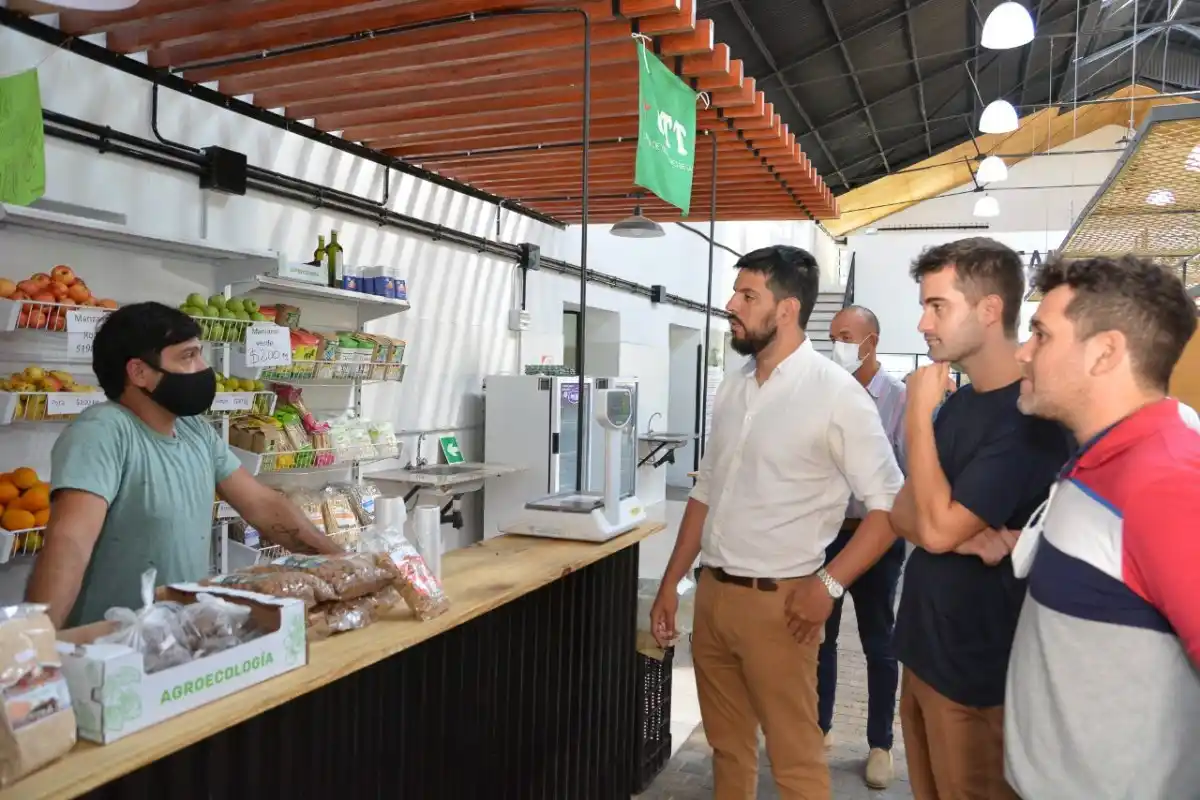 El Mercado Municipal de la ciudad fue recorrido por funcionarios nacionales