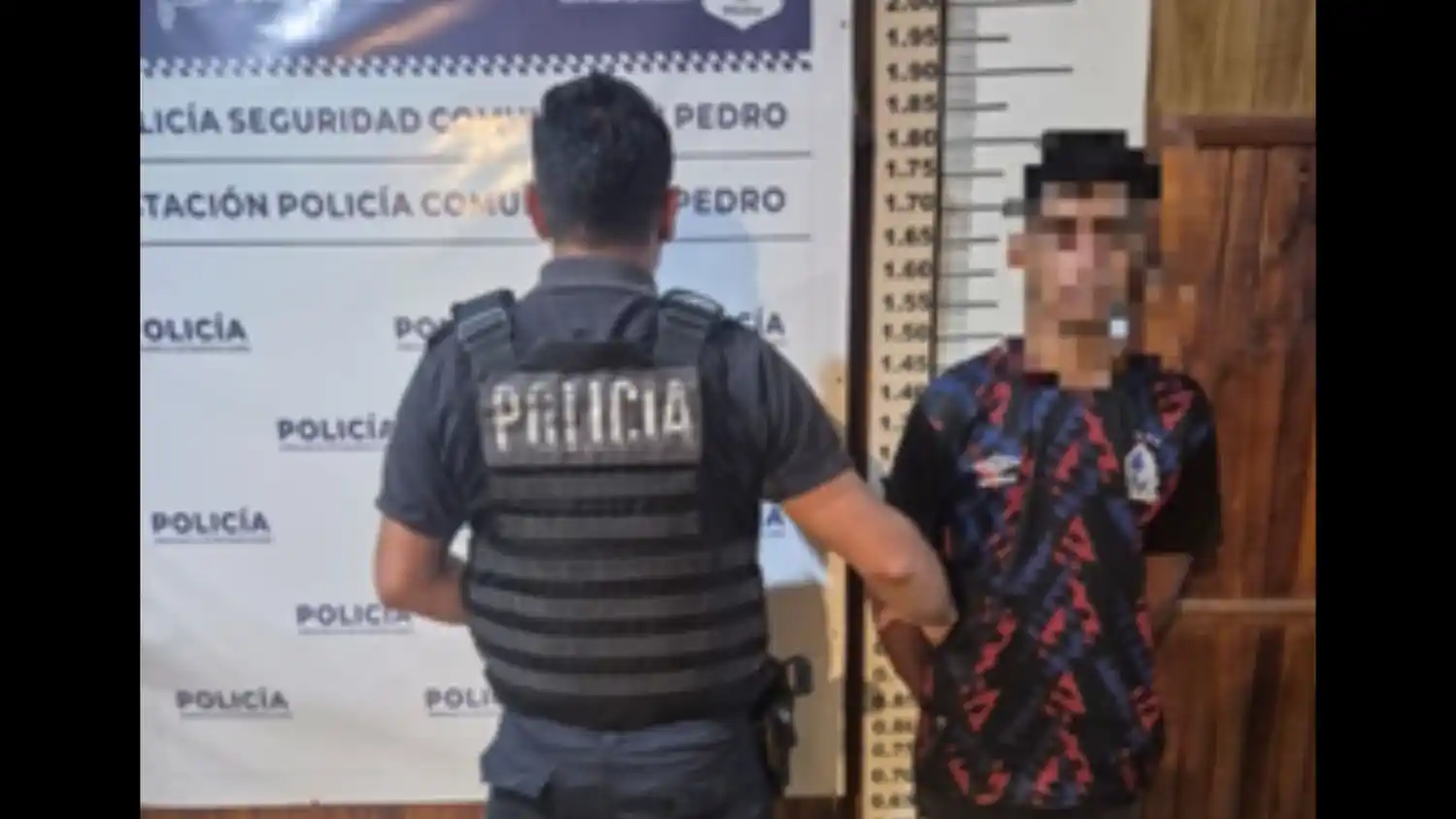 El joven quedó detenido tras amenazar a su padre un arma blanca.