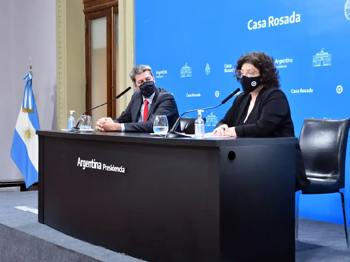Vizzotti anunció que se comenzarán a aplicar terceras dosis de vacunas