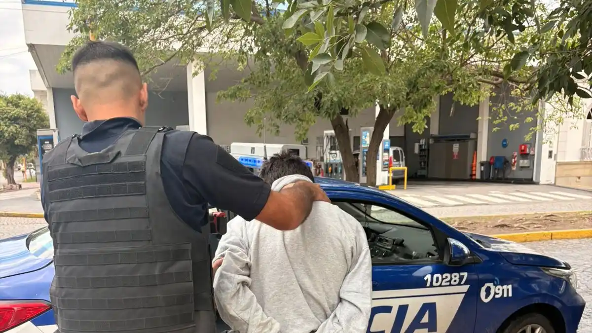 El detenido fue trasladado a sede policial.