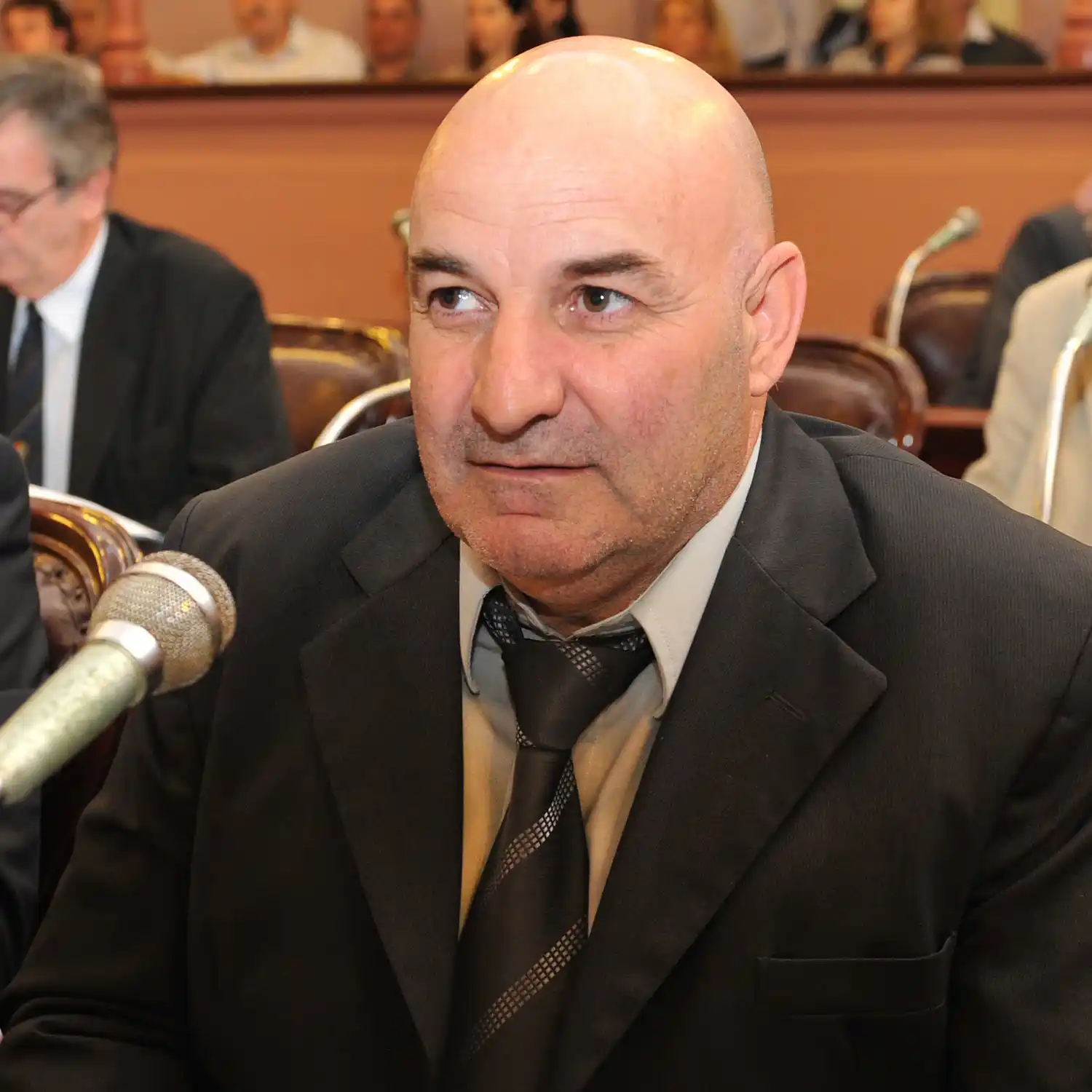 "Benedetti le miente a los entrerrianos como Macri a los argentinos"