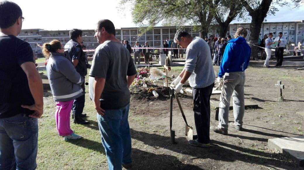 Detuvieron a dos sospechosos por robar el cuerpo del menor mutilado