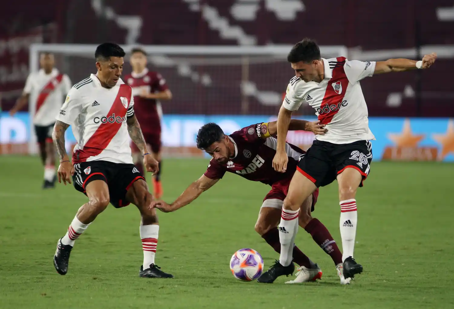 Enzo Pérez y Paradela, posibles titulares en River.