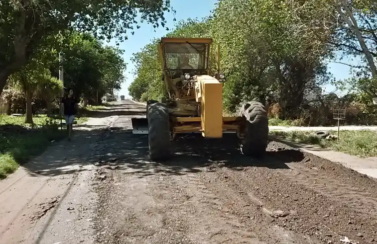 Avanzan los arreglos de calles en el barrio Félix U. Camet