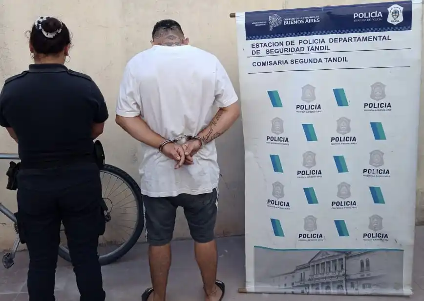Dos detenidos por robo infraganti y violación de domicilio