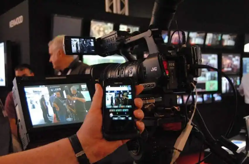 El desafío de informar en tiempos de pandemia: cómo trabajan los canales rosarinos en medio del coronavirus