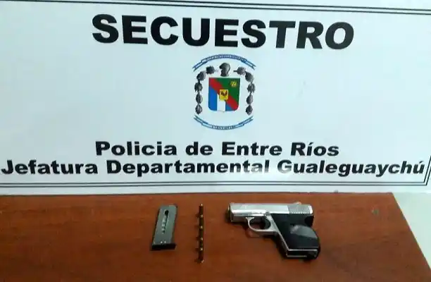 Encontraron un arma de fuego en micro que salió de Gualeguaychú
