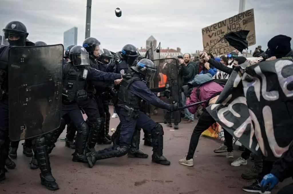 Tras el fracaso de las negociaciones, vuelven las protestas a Francia en contra de la reforma jubilatoria