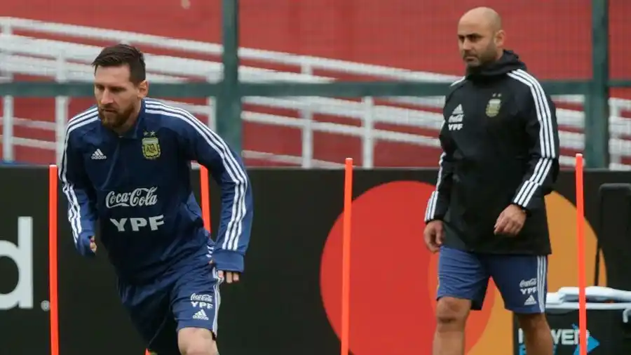 ¿Se desarma la Scaloneta? Un bonaerense, miembro del cuerpo técnico de Scaloni, continuará su carrera en Malasia